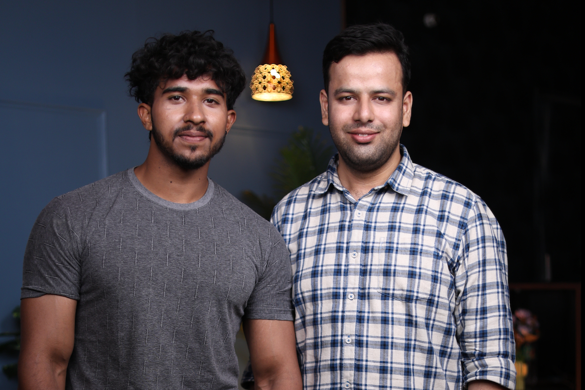 Mohit Chug, a 3-time Uttarakhand Gold medalist in powerlifting, fitness influencer, and aspiring actor who began his bodybuilding path at just 15. Inspired by Hrithik Roshan’s physique from childhood, he has carved a career shaped by determination, self-learning, and a constant hunger to improve. Mohit shares his fitness journey and modeling experiences through social media and YouTube, where he also discusses topics like protein intake, bodybuilding techniques, and fitness lifestyle.